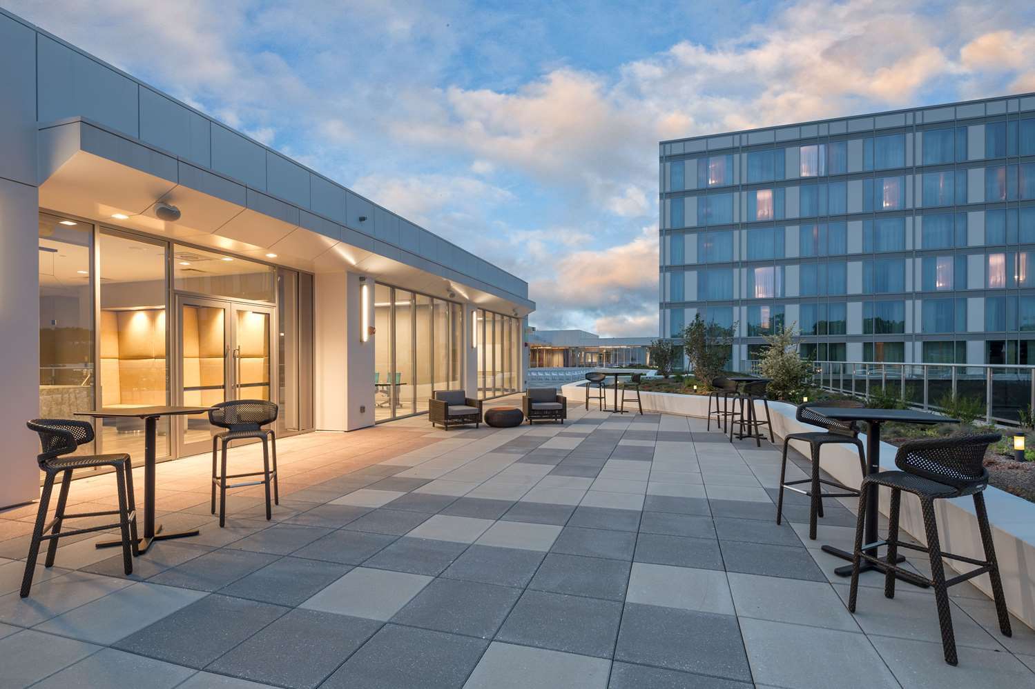 The Summit Hotel Cincinnati Dış mekan fotoğraf